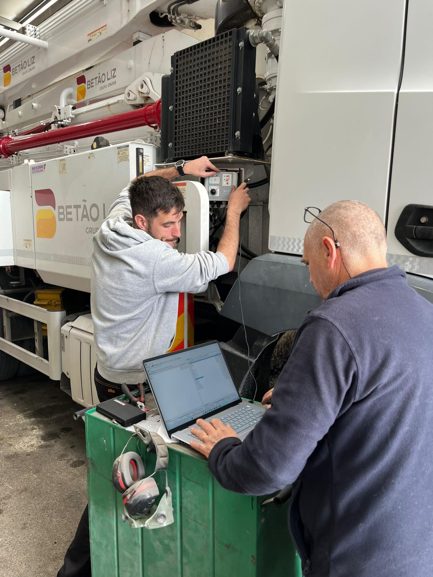 The SKY RADIO 3 is now available in Portugal