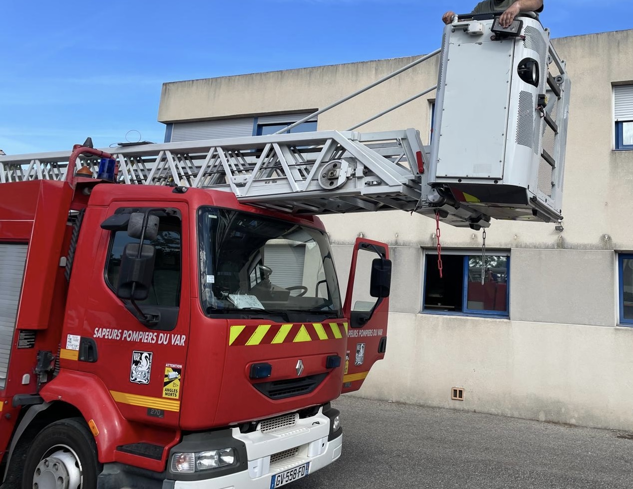 DETECT LINE NG POMPIER et SKY NG NACELLE POMPIER&nbsp;Juin26